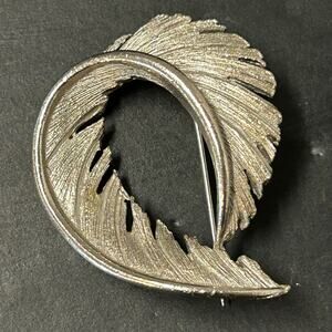 Vintage MCM Brushed Silver Tone Metal Curled Feather Brooch